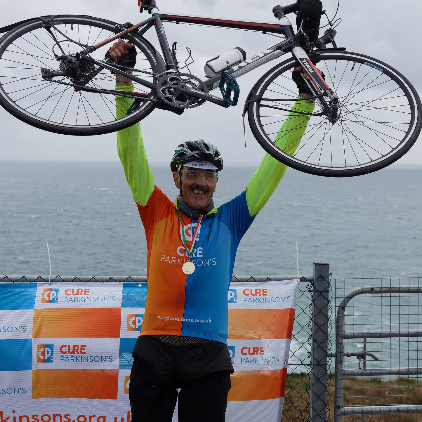 Cure Parkinson's Cycle Jersey (For Fundraisers)